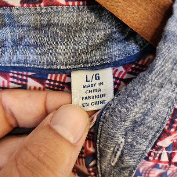 Tommy Bahama Men's 100% Silk Button Up Shirt Large Bamboo Buttons Red/White/Blue - Picture 4 of 10